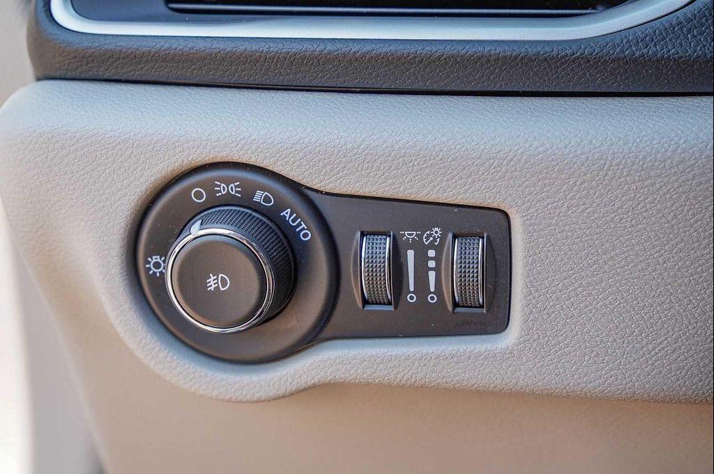 used 2017 Chrysler Pacifica car, priced at $11,598
