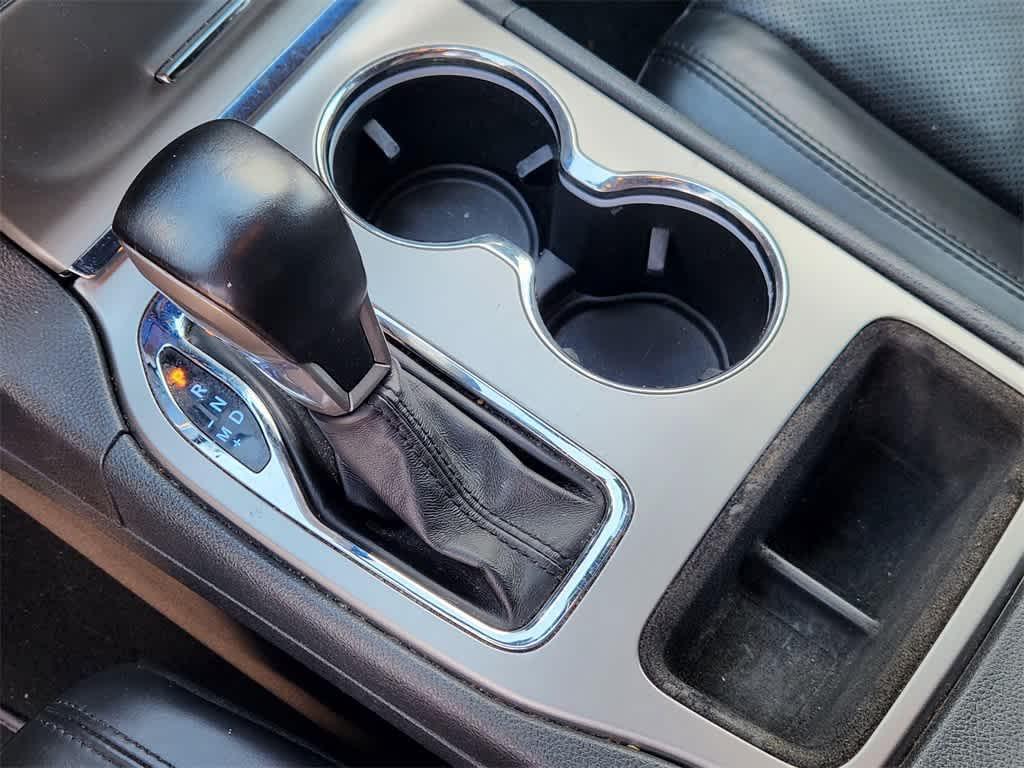 used 2020 Jeep Grand Cherokee car, priced at $16,248