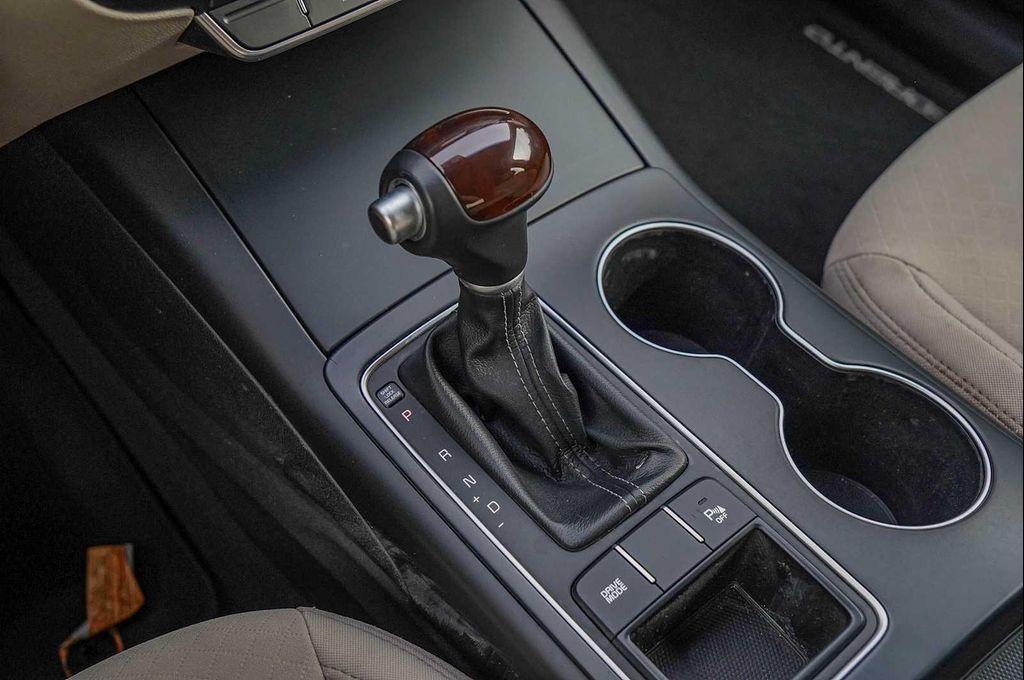 used 2018 Kia Sorento car, priced at $15,198