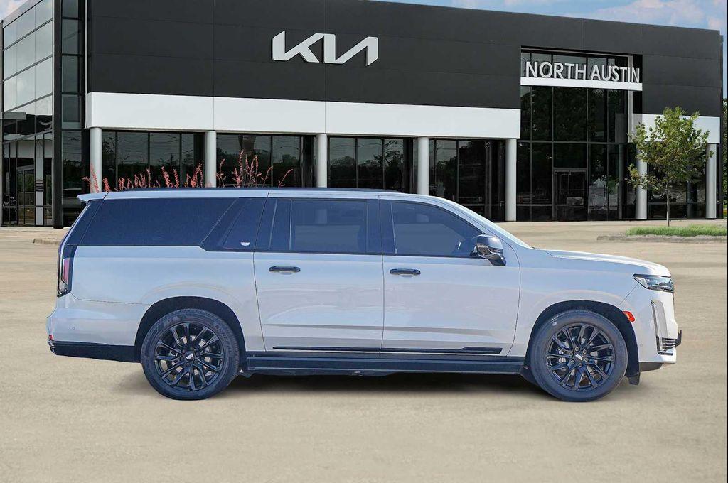 used 2021 Cadillac Escalade ESV car, priced at $54,998