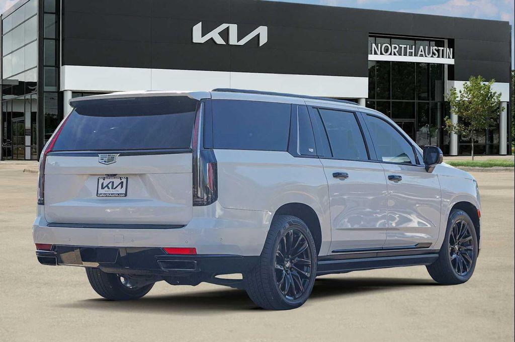 used 2021 Cadillac Escalade ESV car, priced at $54,998