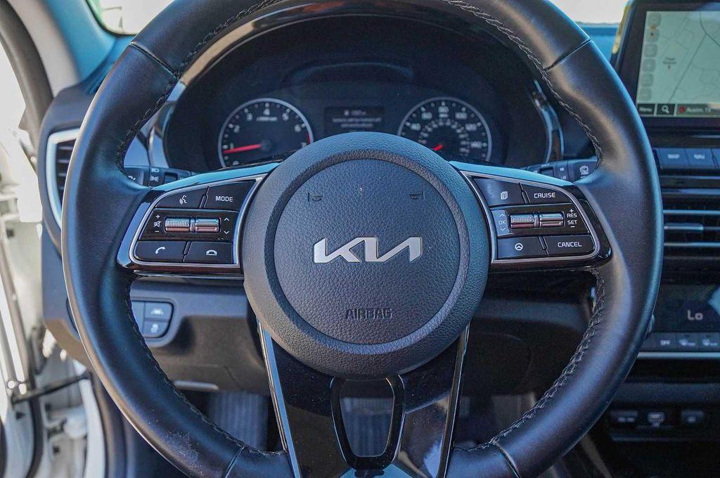 used 2023 Kia Seltos car, priced at $22,998