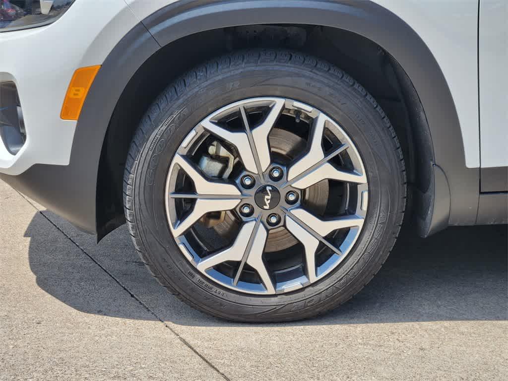 used 2022 Kia Seltos car, priced at $21,298
