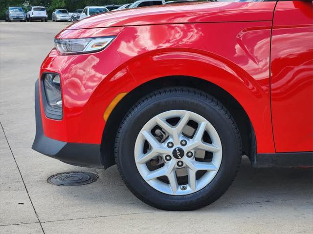 used 2022 Kia Soul car, priced at $12,998