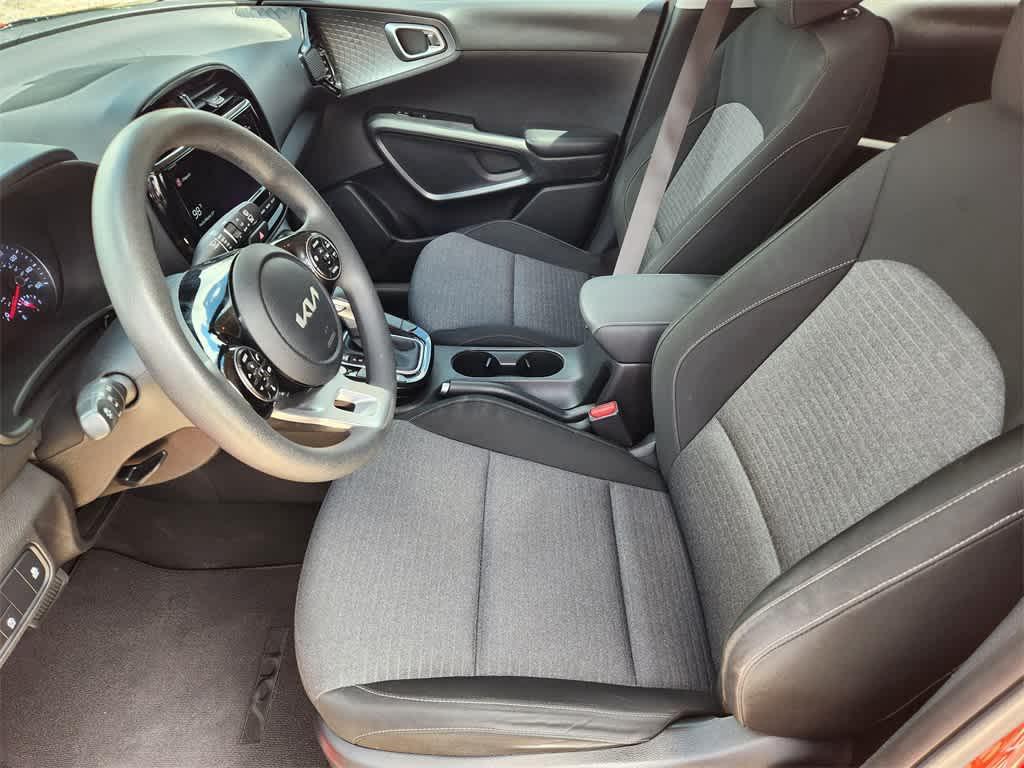 used 2022 Kia Soul car, priced at $12,918