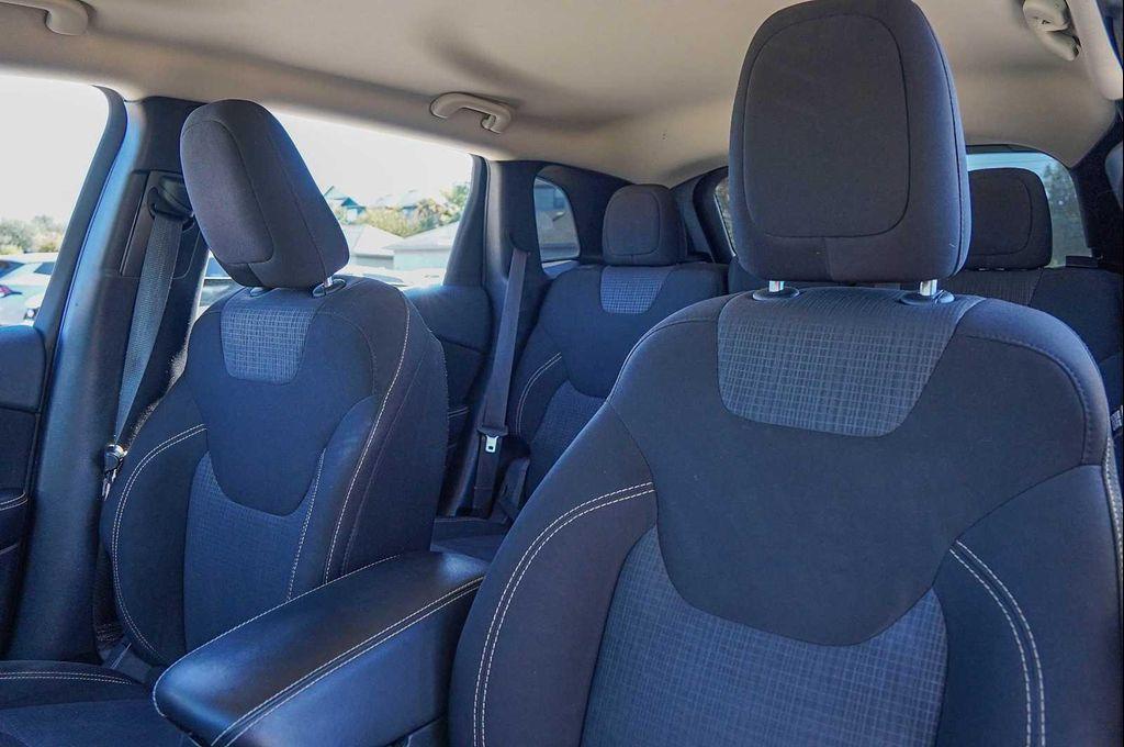 used 2016 Jeep Cherokee car, priced at $7,998