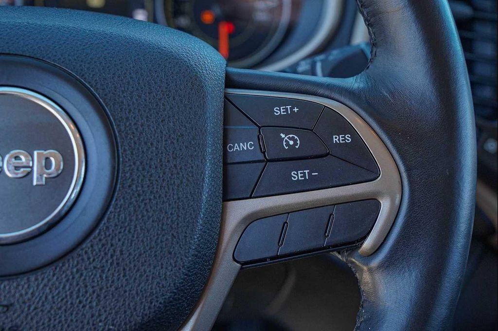 used 2016 Jeep Cherokee car, priced at $7,998