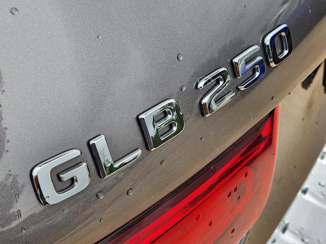used 2021 Mercedes-Benz GLB 250 car, priced at $24,398