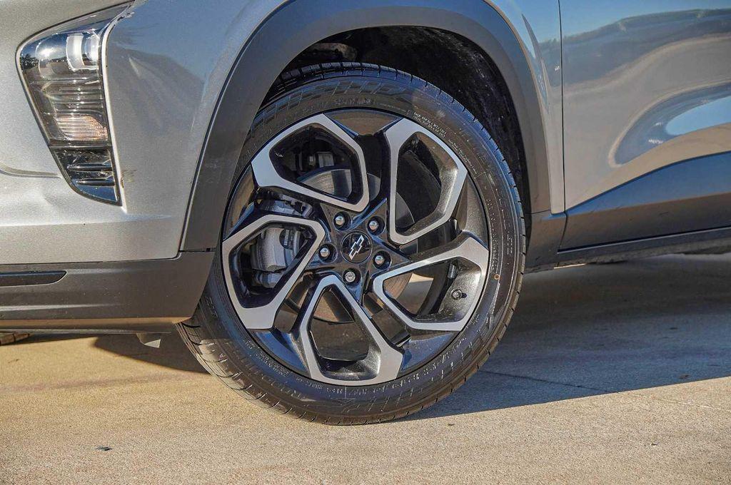 used 2024 Chevrolet Trax car, priced at $22,998