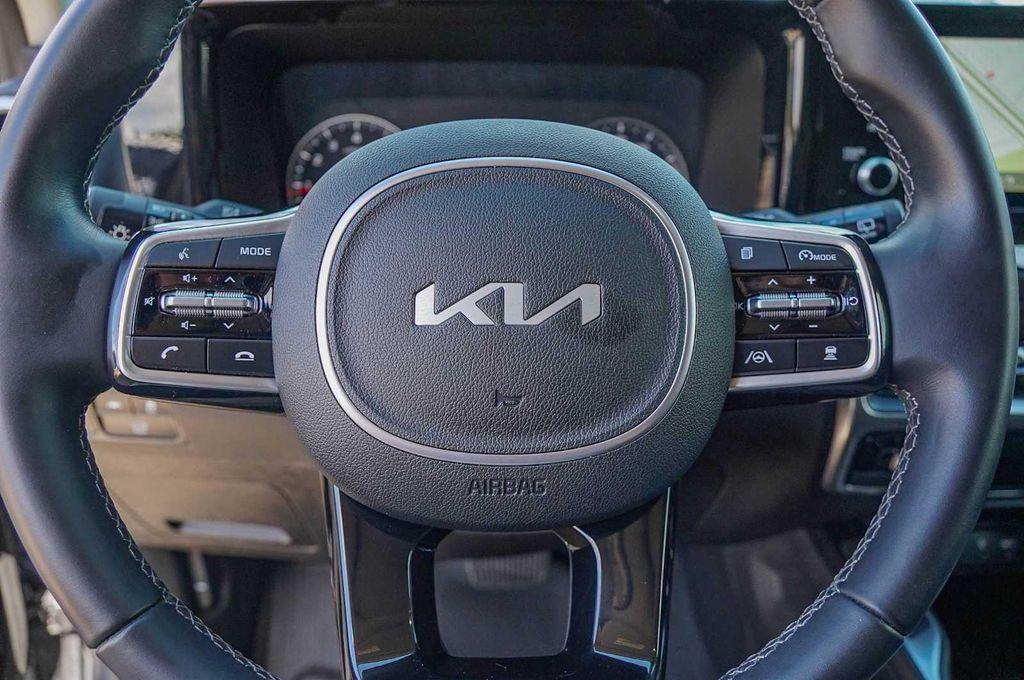 used 2023 Kia Sorento car, priced at $28,498