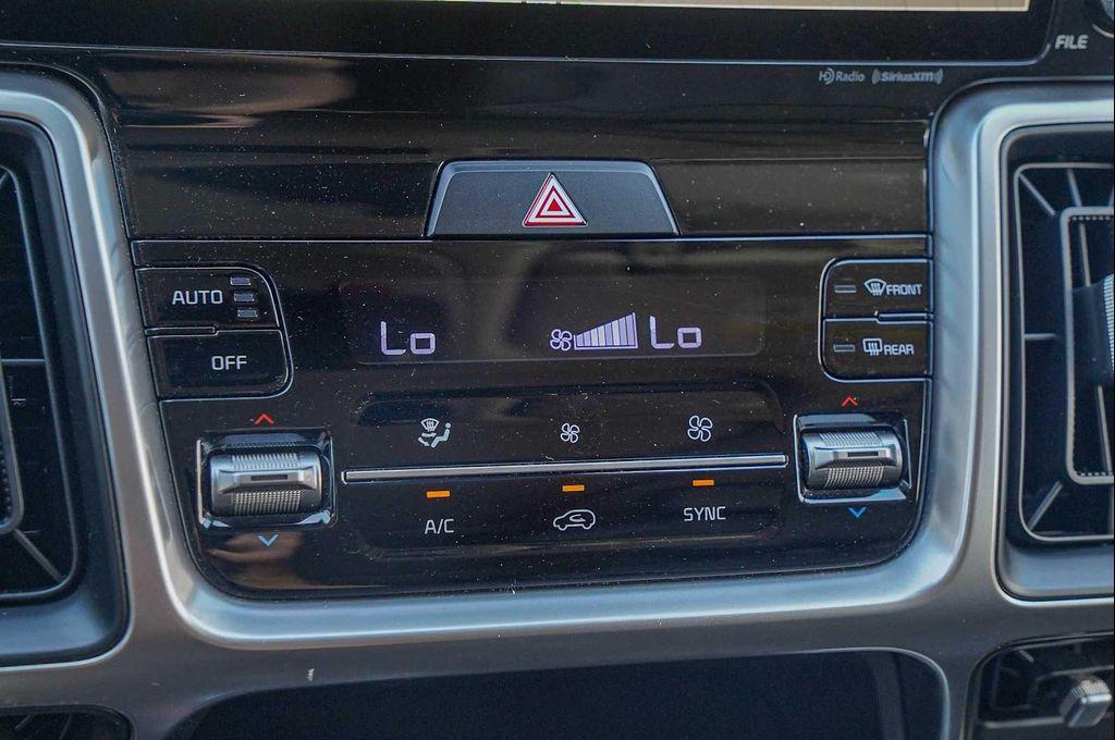 used 2023 Kia Sorento car, priced at $28,498