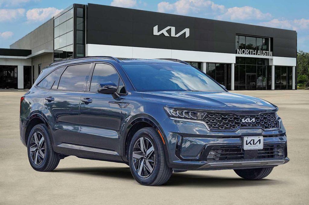used 2023 Kia Sorento car, priced at $28,498