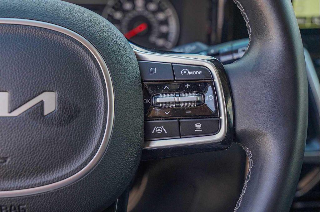 used 2023 Kia Sorento car, priced at $28,498