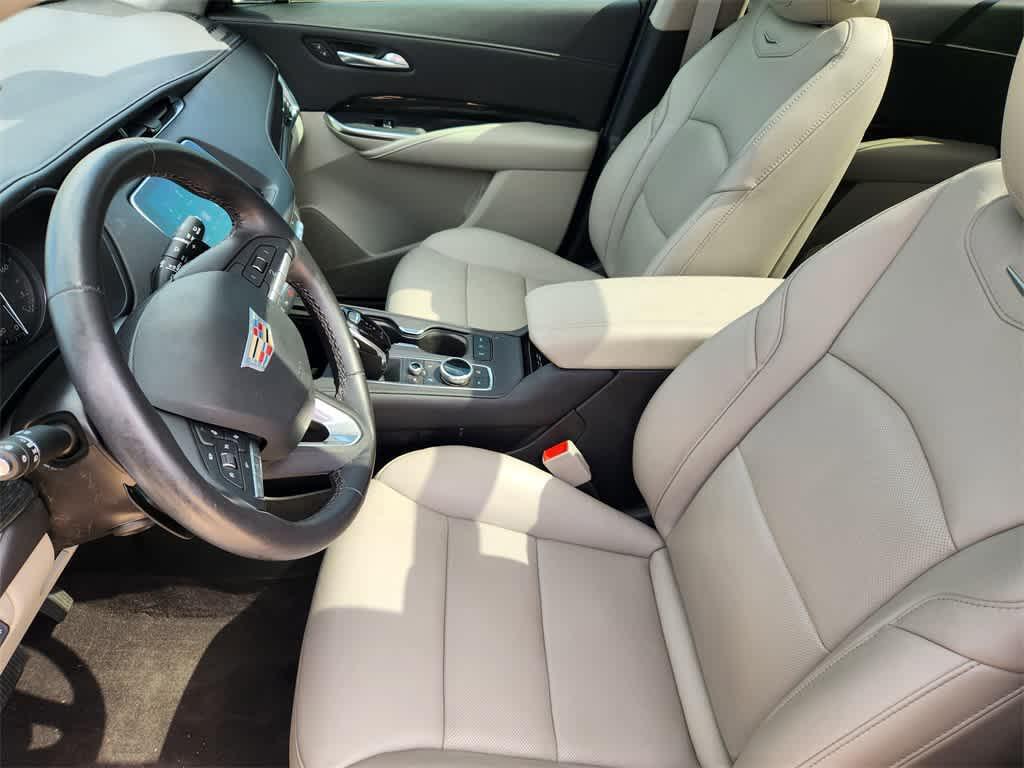 used 2023 Cadillac XT4 car, priced at $27,500