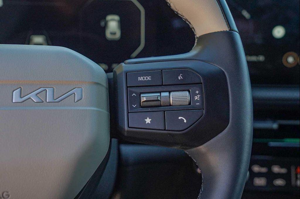 used 2025 Kia EV6 car, priced at $44,998