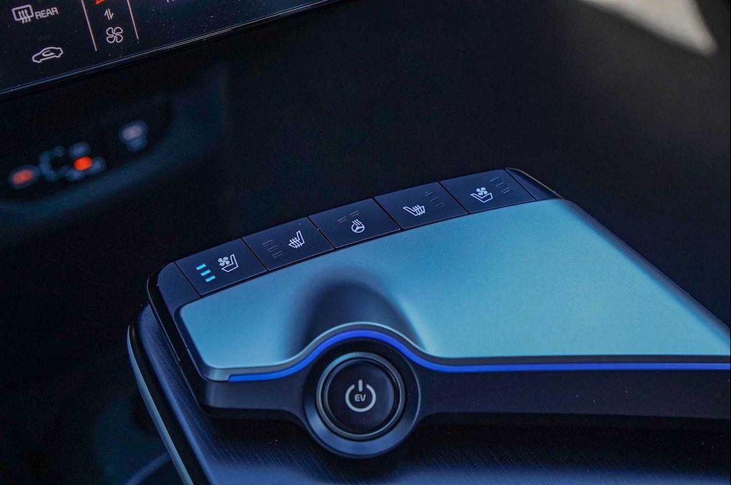 used 2025 Kia EV6 car, priced at $44,998