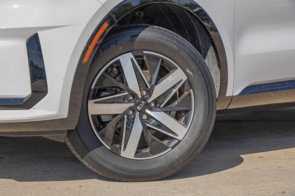 used 2021 Kia Sorento car, priced at $24,998