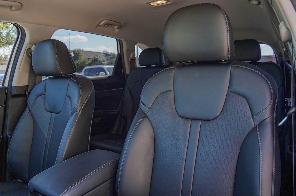 used 2021 Kia Sorento car, priced at $24,998