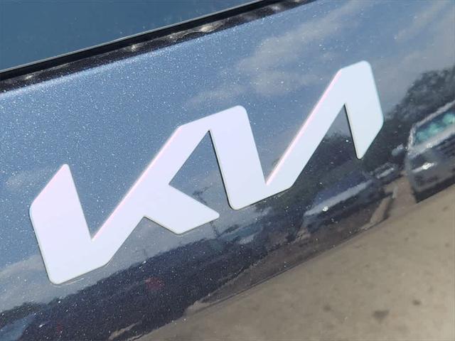 used 2025 Kia EV9 car, priced at $58,998