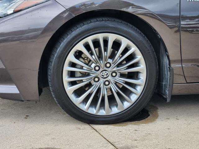 used 2020 Toyota Avalon Hybrid car, priced at $22,298