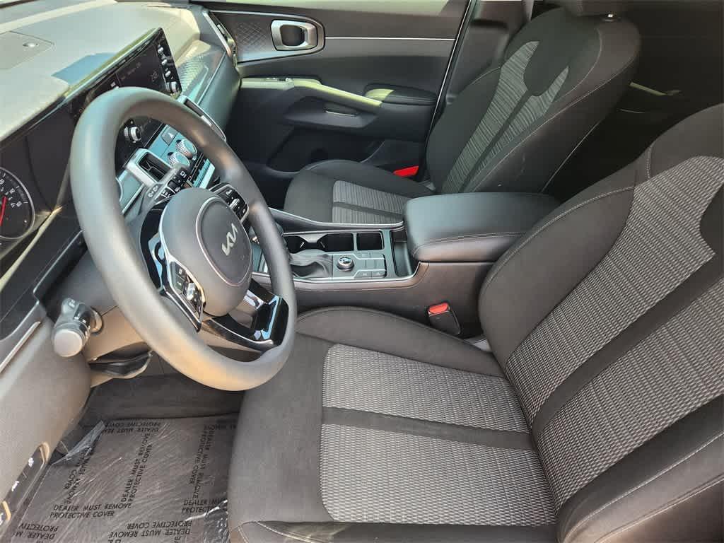 used 2023 Kia Sorento car, priced at $22,924