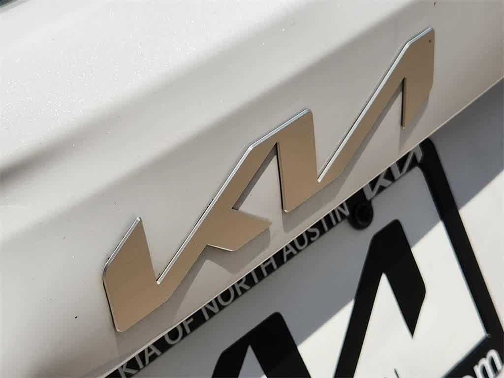 used 2023 Kia Sorento car, priced at $22,924