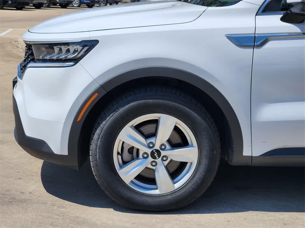 used 2023 Kia Sorento car, priced at $22,924