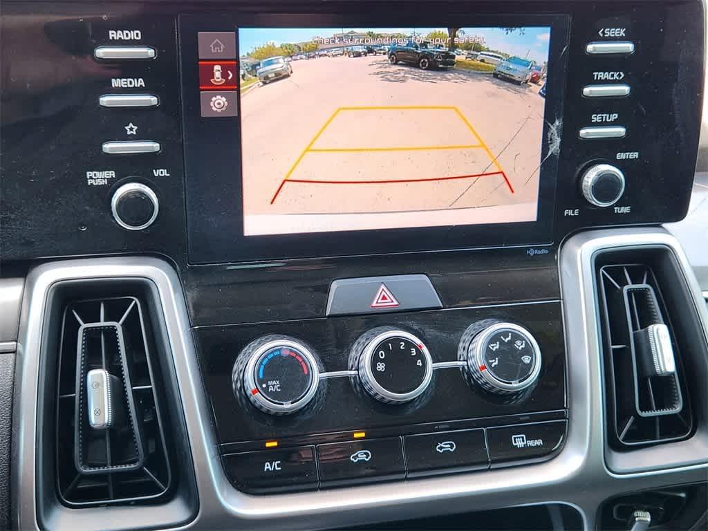 used 2023 Kia Sorento car, priced at $22,924