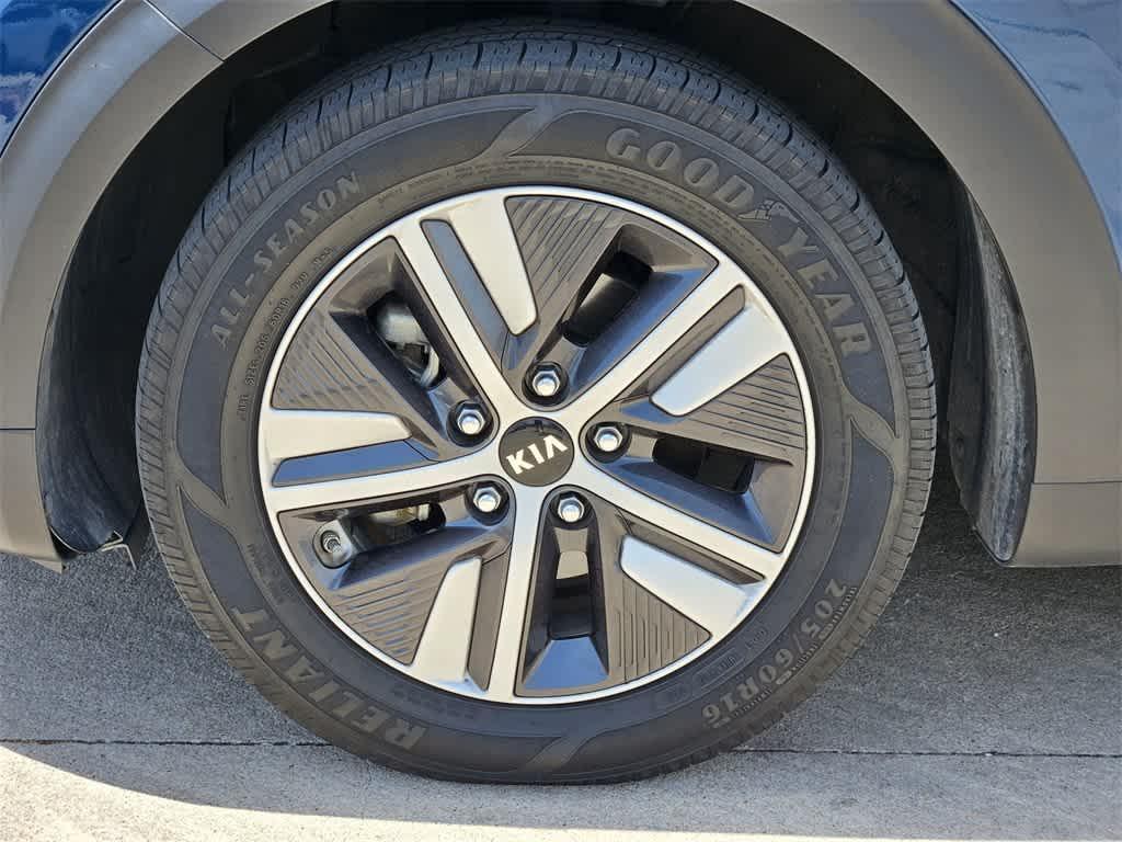 used 2020 Kia Niro car, priced at $14,044