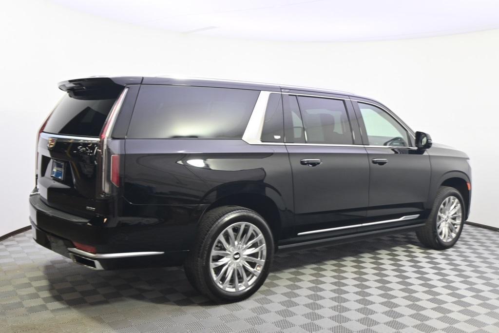 used 2022 Cadillac Escalade ESV car, priced at $72,992