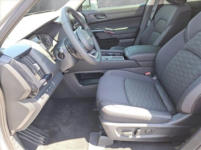 new 2025 Nissan Pathfinder car, priced at $38,084