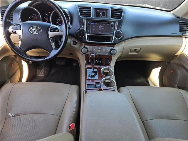 used 2013 Toyota Highlander car, priced at $10,928