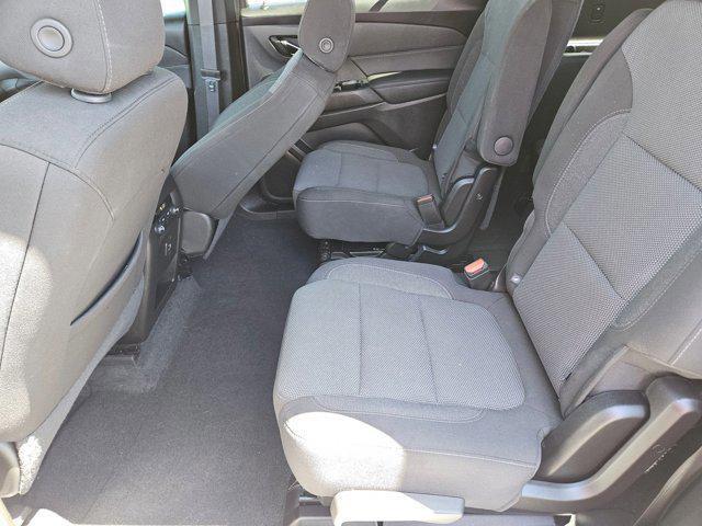 used 2023 Chevrolet Traverse car, priced at $31,995