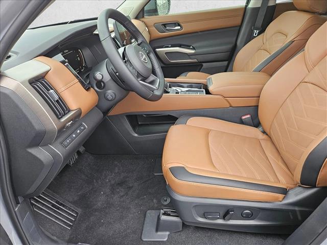new 2025 Nissan Pathfinder car, priced at $44,295