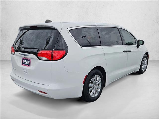 used 2018 Chrysler Pacifica car, priced at $14,992