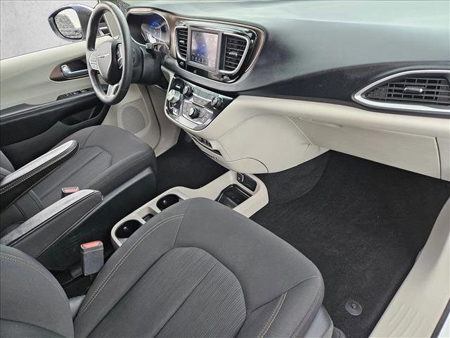 used 2018 Chrysler Pacifica car, priced at $14,992