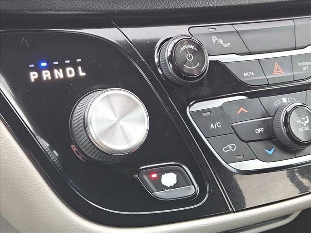 used 2018 Chrysler Pacifica car, priced at $14,992