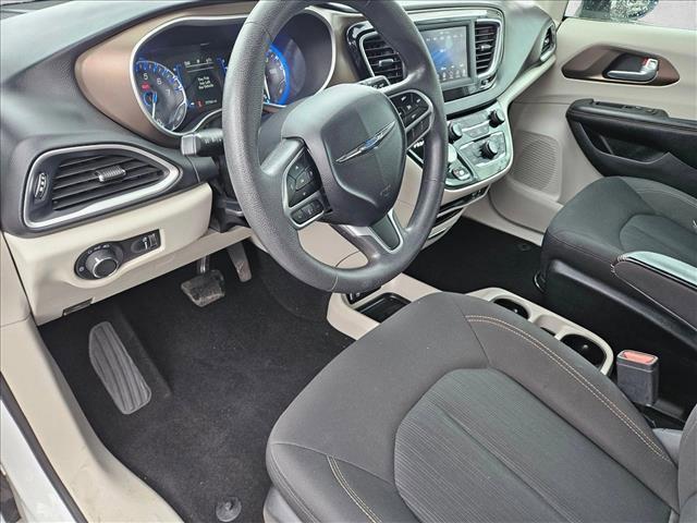 used 2018 Chrysler Pacifica car, priced at $14,992