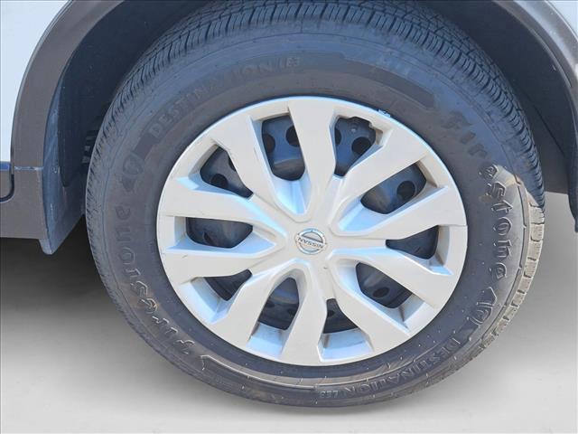 used 2016 Nissan Rogue car, priced at $15,994