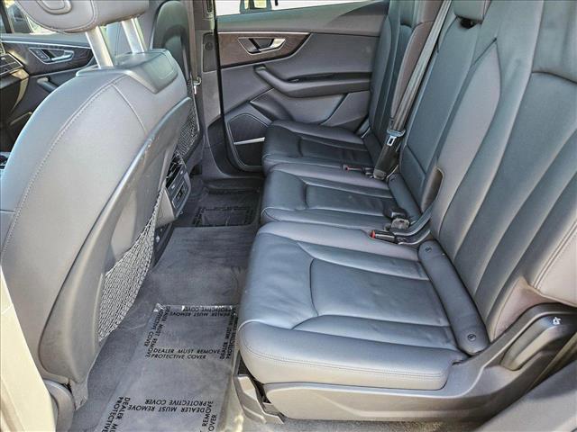 used 2022 Audi Q7 car, priced at $28,800