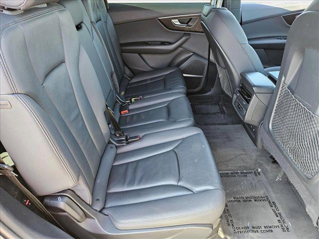 used 2022 Audi Q7 car, priced at $28,800