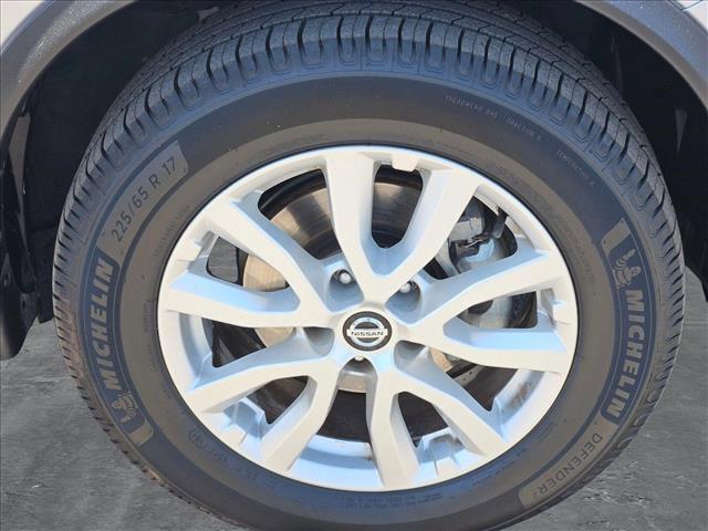 used 2020 Nissan Rogue car, priced at $19,991