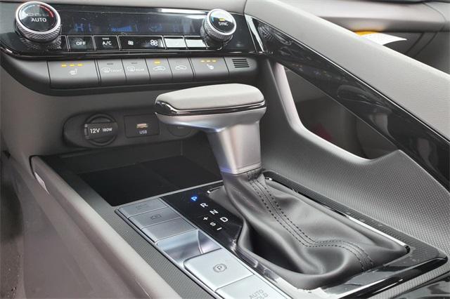 used 2025 Hyundai Elantra car, priced at $24,918