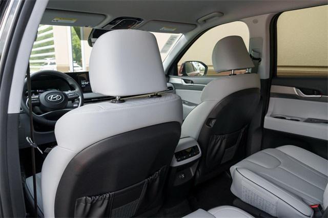 new 2025 Hyundai Palisade car, priced at $39,028