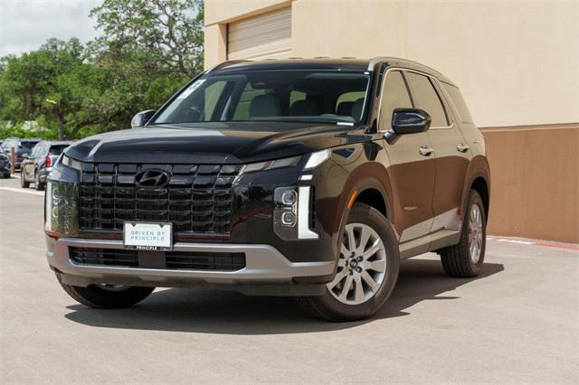 new 2025 Hyundai Palisade car, priced at $39,028
