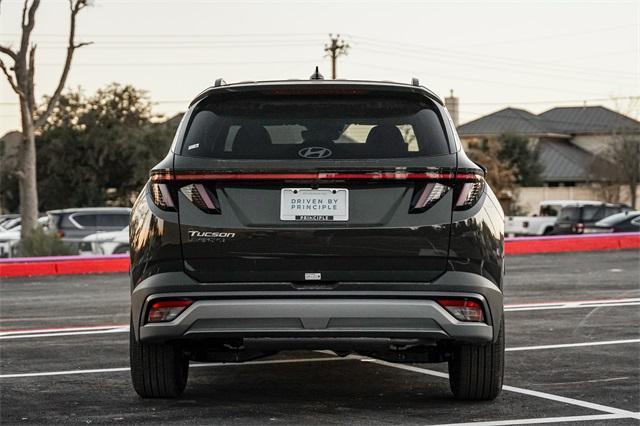 new 2025 Hyundai Tucson car, priced at $34,500