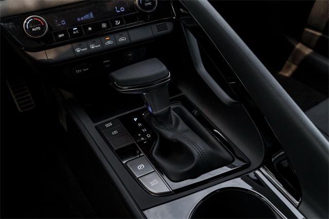 new 2025 Hyundai Elantra car, priced at $28,435