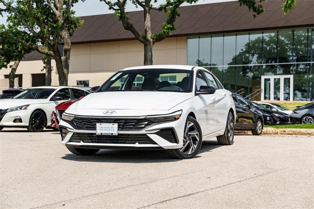 new 2025 Hyundai Elantra car, priced at $28,435