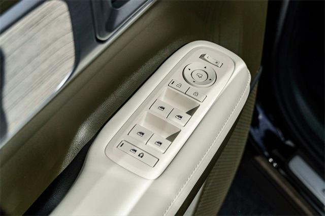 new 2025 Hyundai SANTA FE HEV car, priced at $46,633
