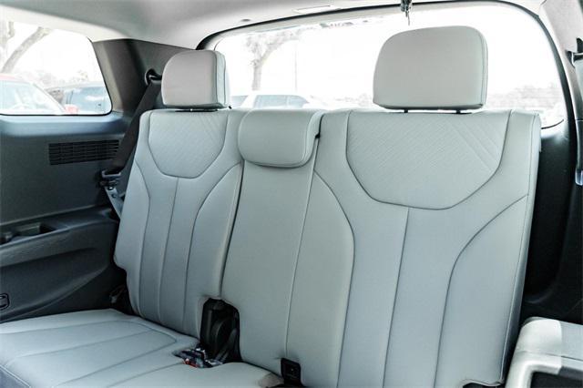 new 2025 Hyundai Palisade car, priced at $39,988